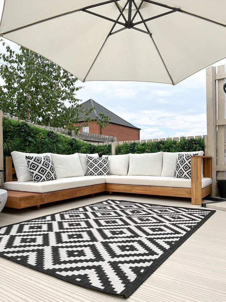 Leo 5-Piece Lounge Set - Stylish and Comfortable