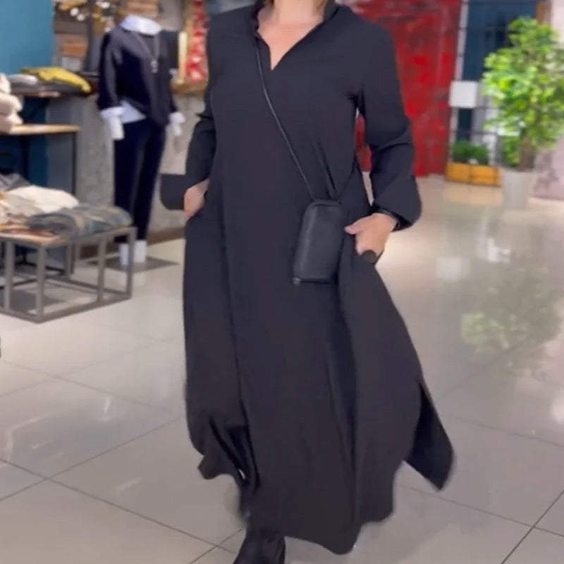 Long elegant dress with side slit