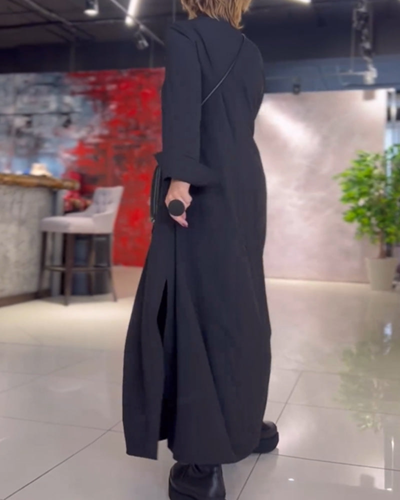 Long elegant dress with side slit