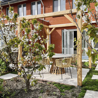 Olivia 5-Piece Garden Furniture Set - Complete with Cushions